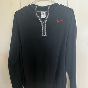 Black Nike 1/2 zip